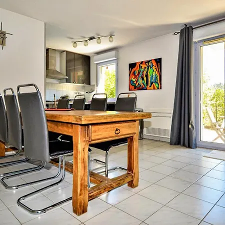 Lovely In Orange With Kitchen * Orange (Vaucluse)