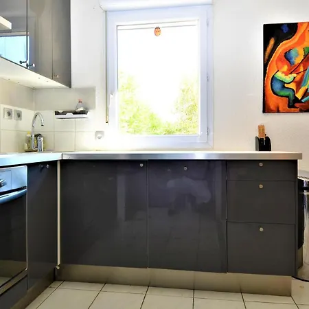 Apartment Lovely In Orange With Kitchen