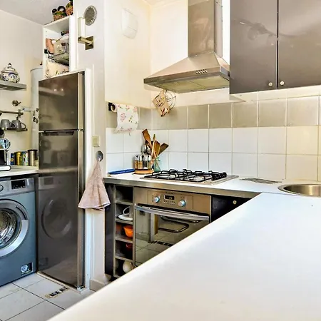 Apartment Lovely In Orange With Kitchen *